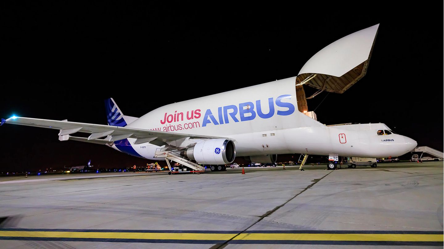 BelugaST mit offen Bugklappe