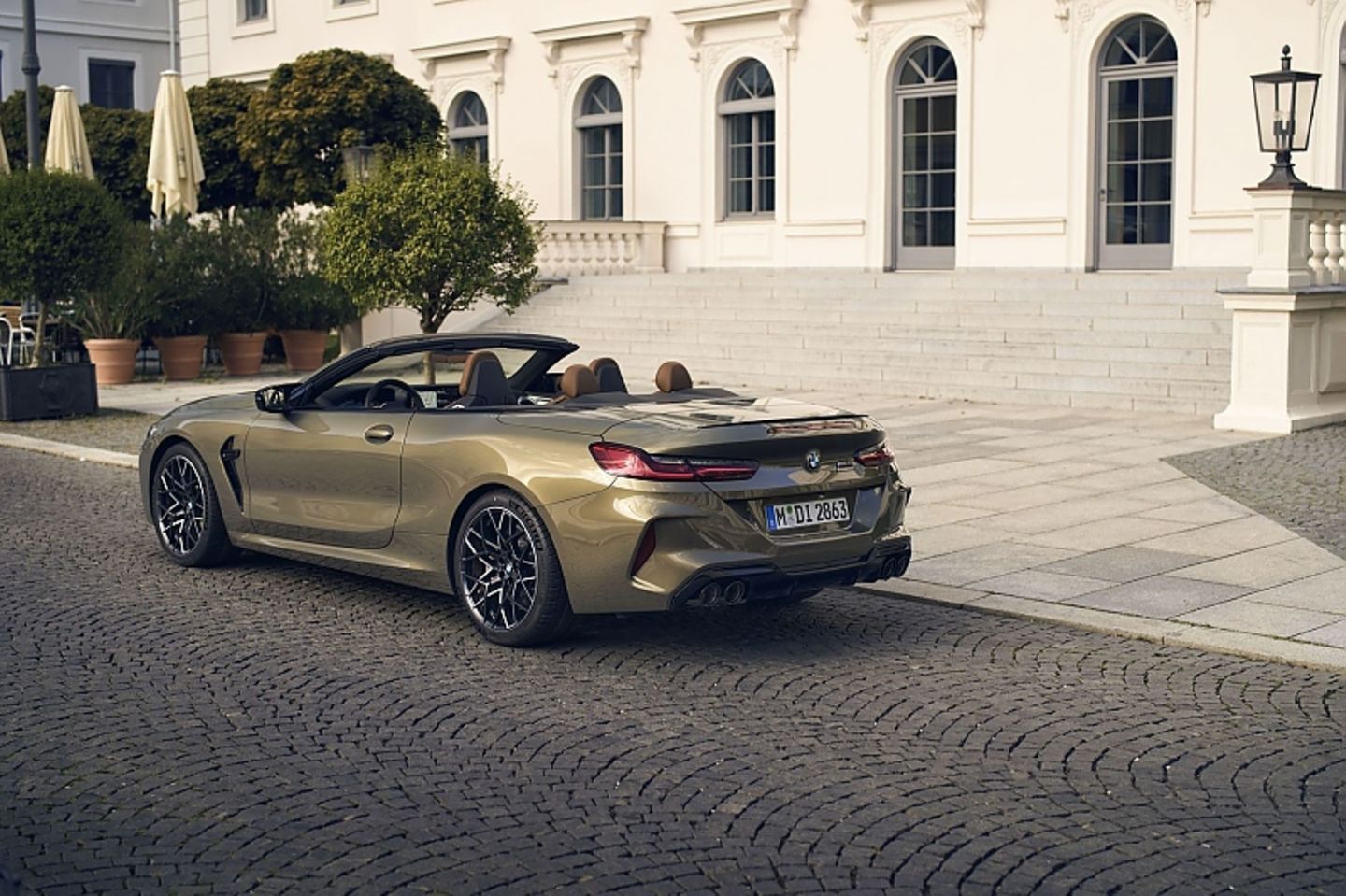 BMW M8 Competition MJ 2022