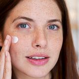 Stiftung Warentest über Kosmetik-Werbeversprechen: "Hypoallergen"