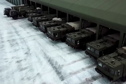 Video: Ukraine-Krise: Selenskyi ruft Bevölkerung zur Ruhe auf