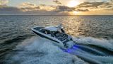 Mit der Galeon 325 GTO kommt ein Sieger aus Polen. In der Kategorie Motorboote bis 10 Meter sorgen die klappbaren Bordwände und der offene Bugbereich für einen Komfort, den man in dieser Größe bisher nicht kannte. Preis: ca. 279.600 Euro.