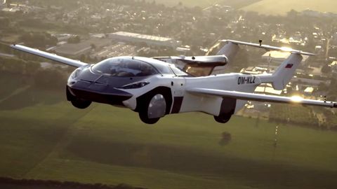 Hybrid-Fahrzeug: Dieser Sportwagen verwandelt sich in wenigen Minuten zum Flugzeug
