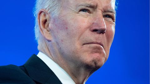 US-Präsident Joe Biden mit verkniffenem Gesicht