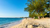 Noch ein Inselstaat hat es in die Top 5 der interantionalen Corona-Impfquoten geschafft: die Cayman Islands. Hier liegt die Quote der doppelt gegen Corona geimpften bei 88,6 Prozent.