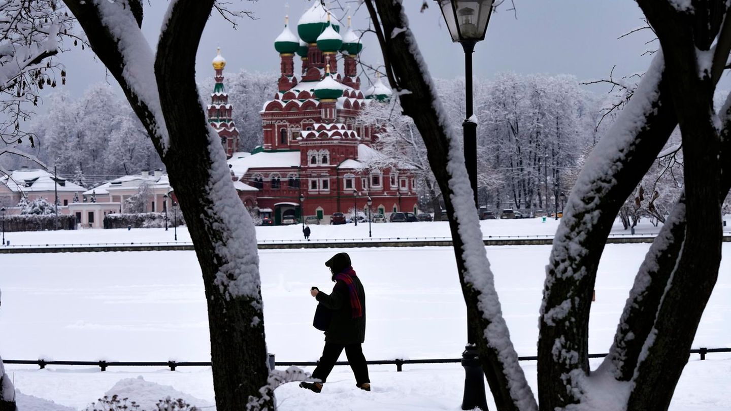 Spaziergänger in Moskau