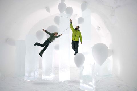 Und hier scheinen Marjolein Vonk und Maurizio Perron durch den Raum zu fliegen.