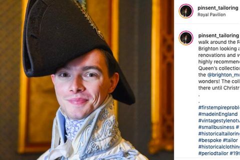 Zack Pinsent aus England trägt ausschließlich historische Outfits