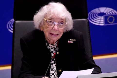 Bewegende Rede: Holocaust-Überlebende Margot Friedländer: "Es darf nie, nie wieder geschehen"