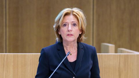 Malu Dreyer (SPD), Ministerpräsidentin von Rheinland-Pfalz, äußerte sich angesichts des Todes zwei Polizisten  "zutiefst schockiert" (Archivbild) 