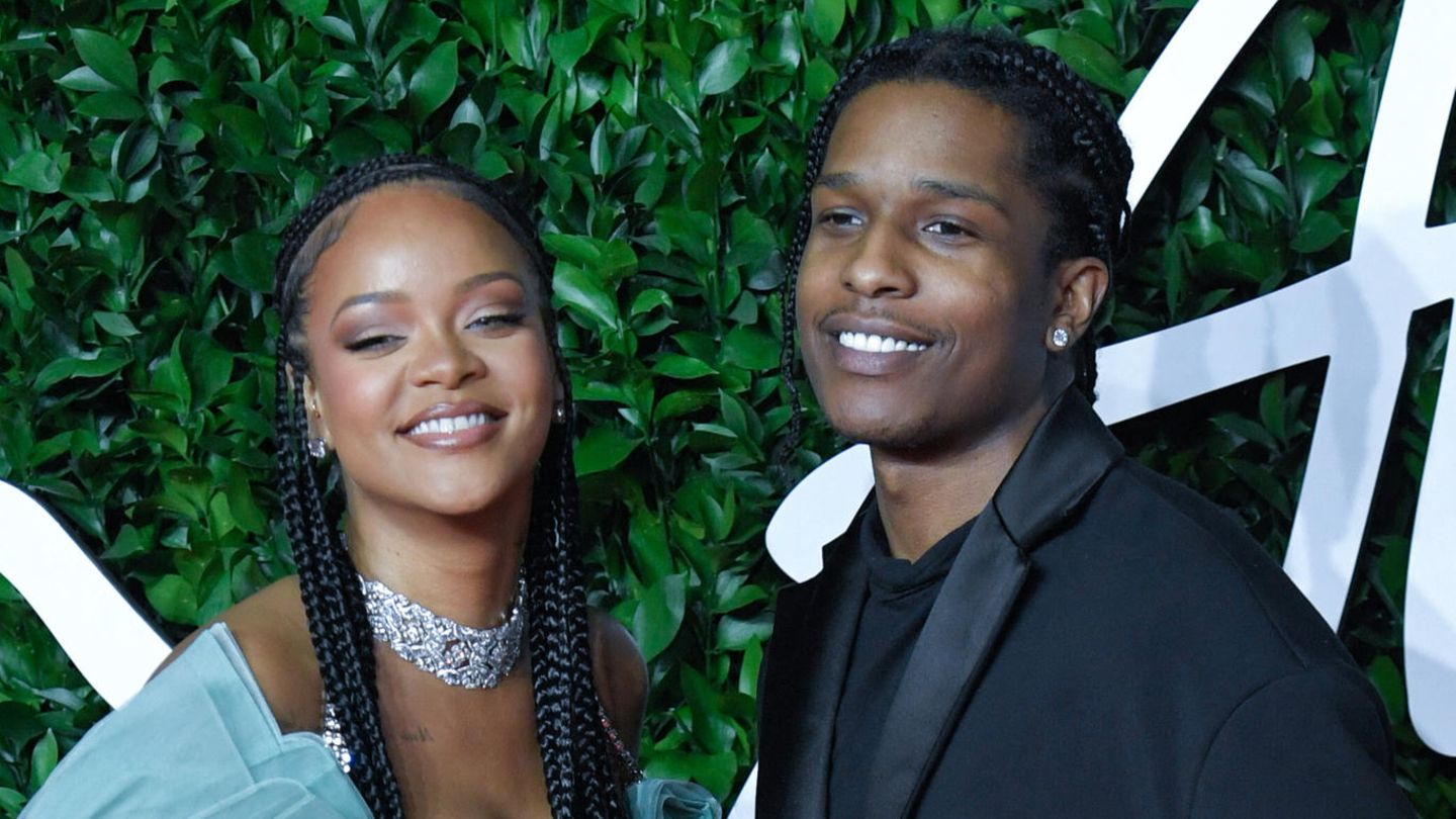Rihanna is pregnant – the father of the child is rapper A$AP Rocky Rihanna is pregnant – the father of the child is rapper A$AP Rocky