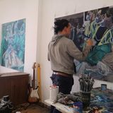 Simon Surjasentana bei der Arbeit im Atelier