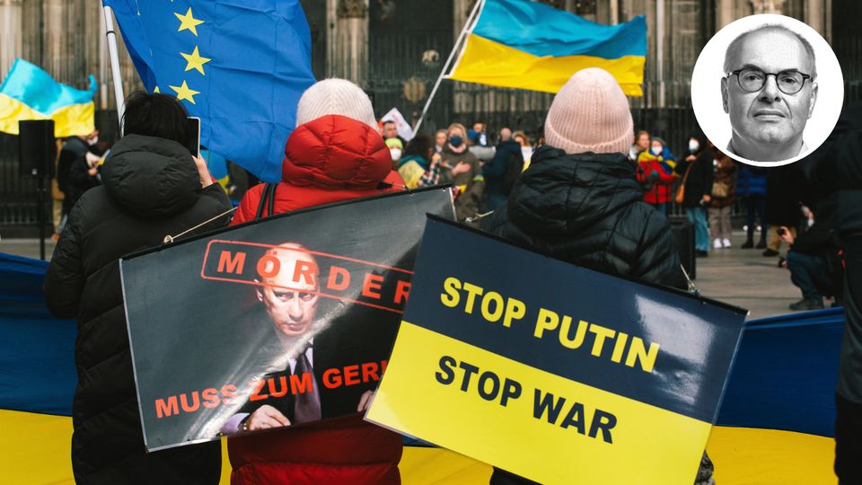 Köln: Demonstranten kritisierten Putins Truppenaufmarsch nahe der ukrainischen Grenze