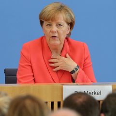Angela Merkel bei ihrer Sommerpressekonferenz 2015