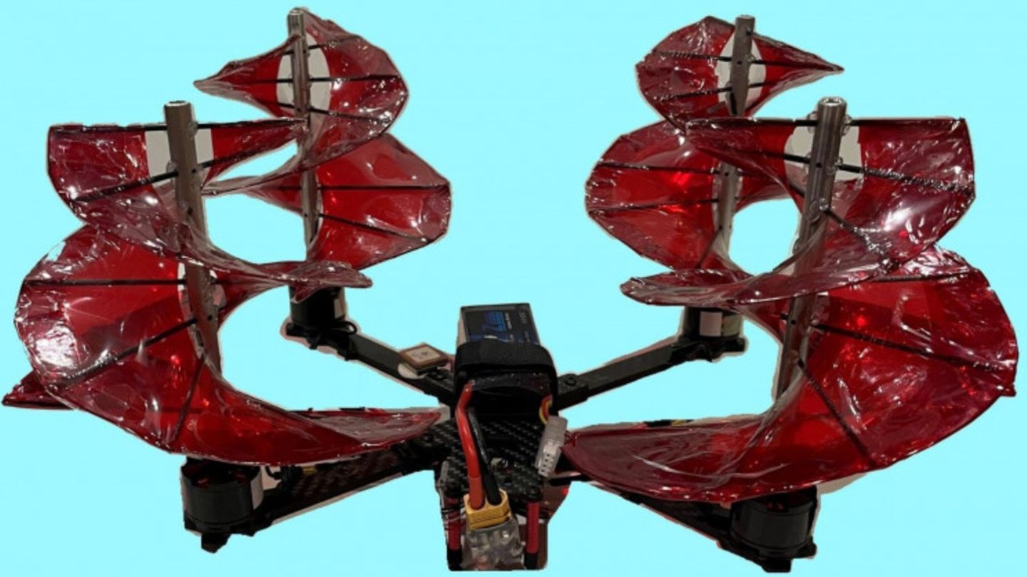 Der flugfähige Prototyp setzt aus eine Mischung aus alter und moderner Technik