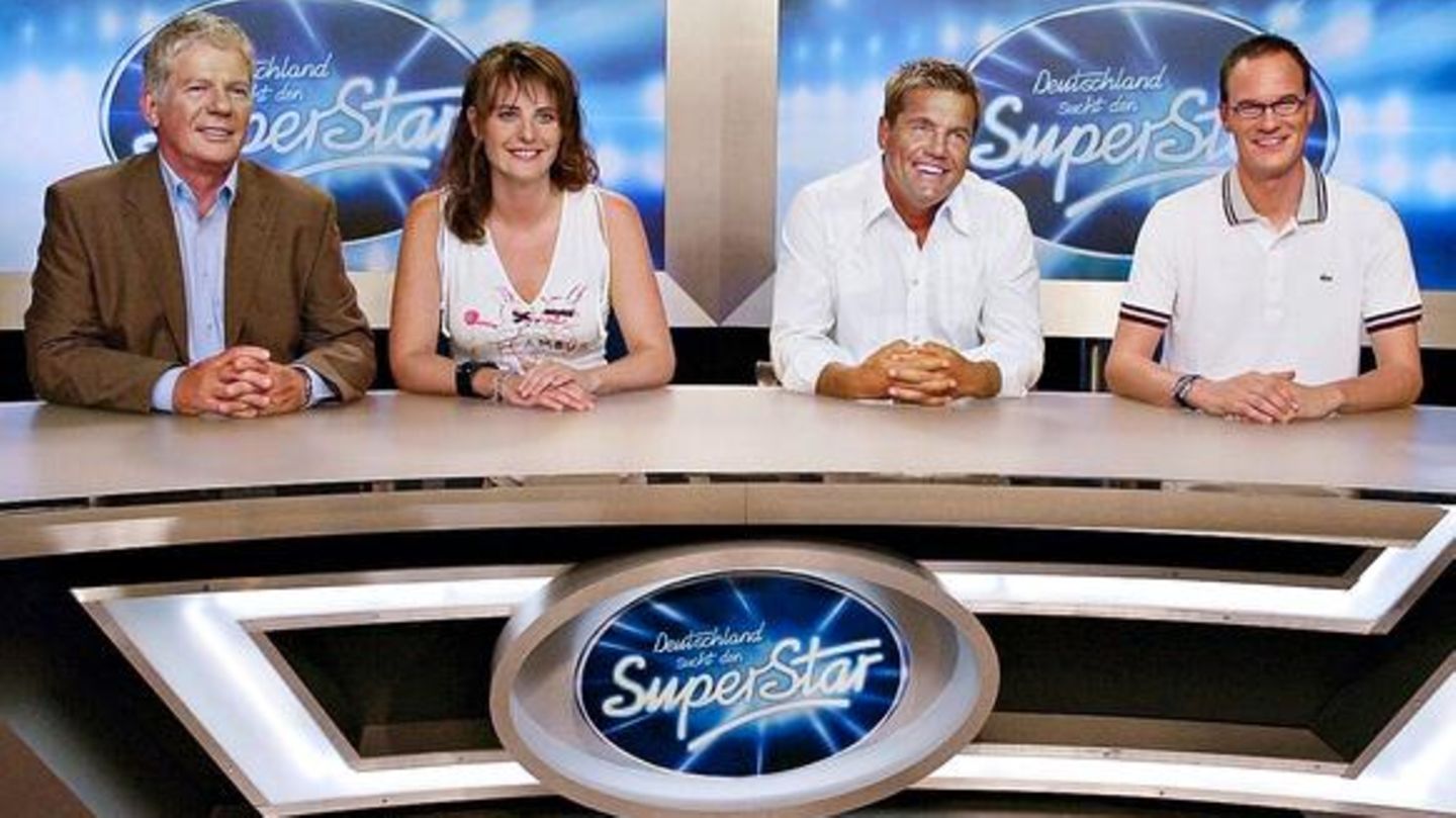 DSDS Pressetermin 2003/2004 - Die DSDS Jury 2003/2004 (v.l.n.r.) Thomas Stein (GeschŠftsfŸhrer der Bertelsmann Music Group Europe), Musikjournalistin Shona Fraser, Produzent und Musiker Dieter Bohlen und Radiomoderator Thomas Bug. DSDS Pressetermin 2003/2004 - Die DSDS Jury 2003/2004 (v.l.n.r.) Thomas Stein (GeschŠftsfŸhrer der Bertelsmann Music Group Europe), Musikjournalistin Shona Fraser, Produzent und Musiker Dieter Bohlen und Radiomoderator Thomas Bug.