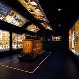 Die Rekonstruktionen erstahlen im alten Farbglanz - zu bunt gab es in Ägypten nicht.