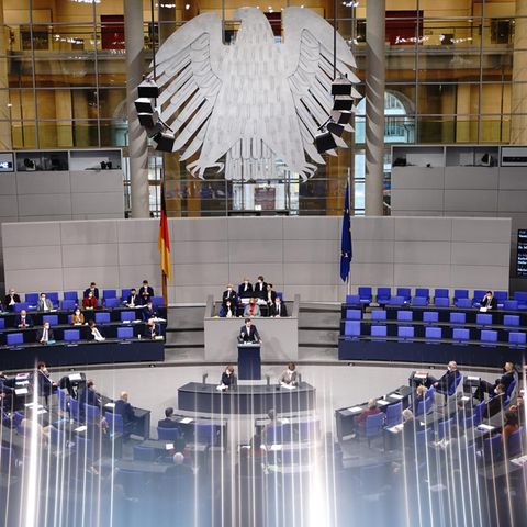 Das Parlament muss über die Impfpflicht entscheiden