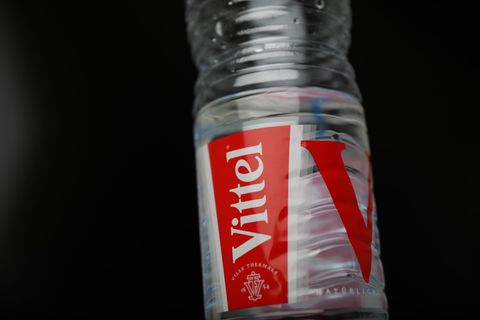 Umstrittene Wassermarke: Vittel verschwindet: Warum Nestlé das Mineralwasser vom deutschen Markt nimmt