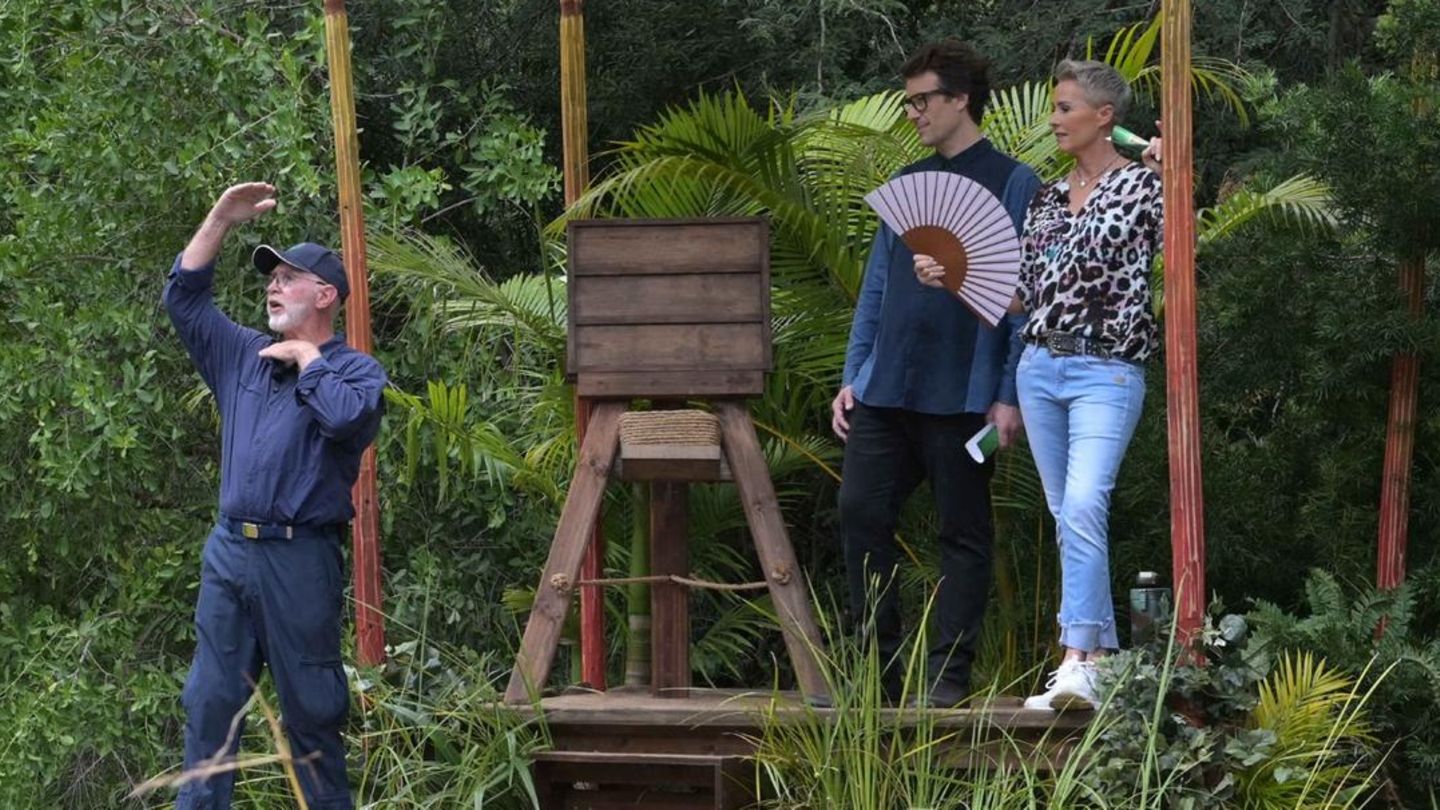 Sonja Zietlow und Daniel Hartwich bei der Dschungelprüfung Sonja Zietlow und Daniel Hartwich bei der Dschungelprüfung
