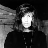 Vitti habe einen "neuen Typus der Kinoheldin erfunden: modern, kühl, den Männern weit voraus", schrieb der Filmkritiker Claudius Seidl im vergangenen November anlässlich ihres 90. Geburtstages. Das Bild stammt aus "Die rote Wüste", ihrem vierten und letzten Film mit Antonioni. Beide waren in jenen Jahren nicht nur beruflich miteinander verbunden, bis in die 1970er Jahre waren sie ein Paar.