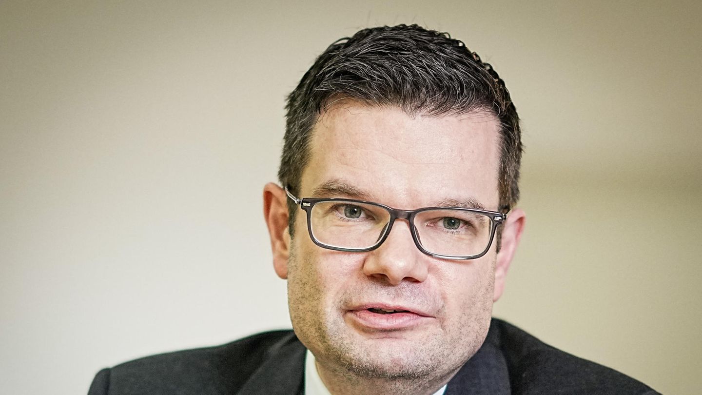 Bundesjustizminister Marco Buschmann (FDP) stellte bundesweite Lockerungen der Corona-Regeln für März in Aussicht