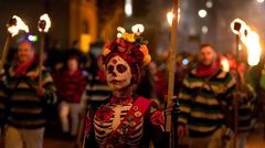 Bonfire Lewes -Ein Fest für alle, die das Feuer lieben