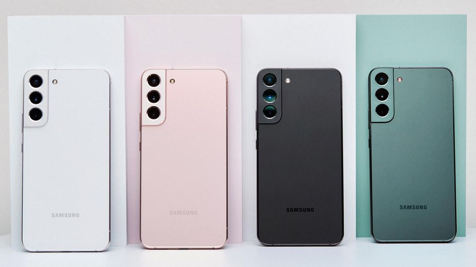 Samsung Galaxy S22 Plus Samsung Galaxy S22 Plus