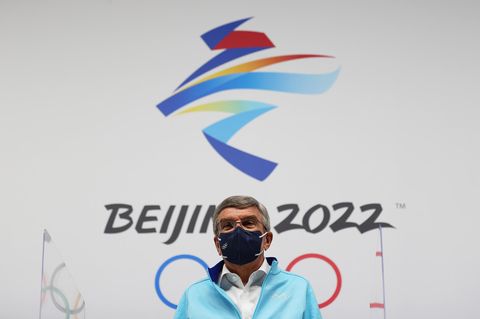 IOC-Präsident Thomas Bach auf der Pressekonferenz am Tag vor der Eröffnung der Pekinger Spiele