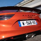 Der Heckflügel generiert bis zu 81 Kilogramm mehr Anpressdruck