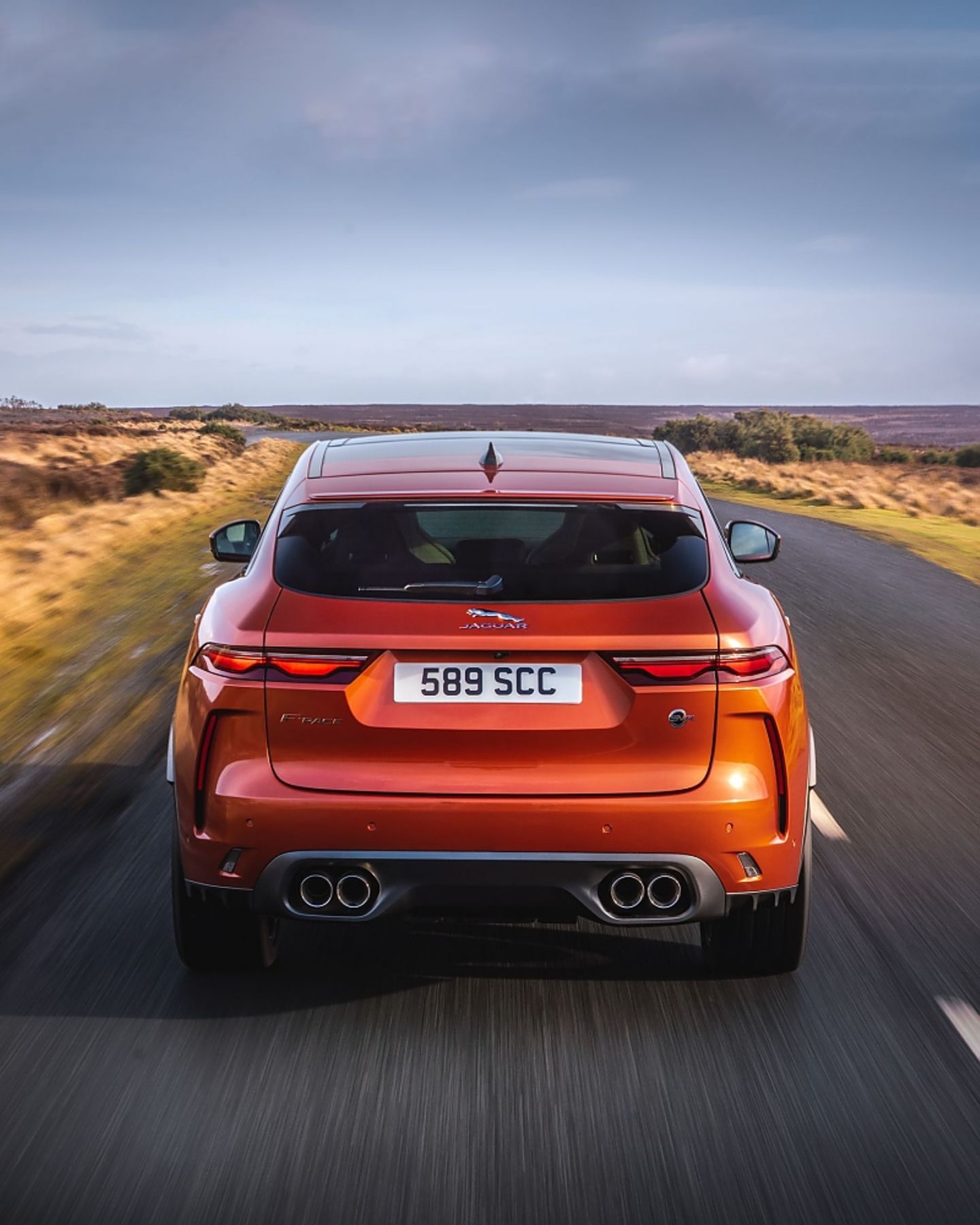 Jaguar F-Pace SVR