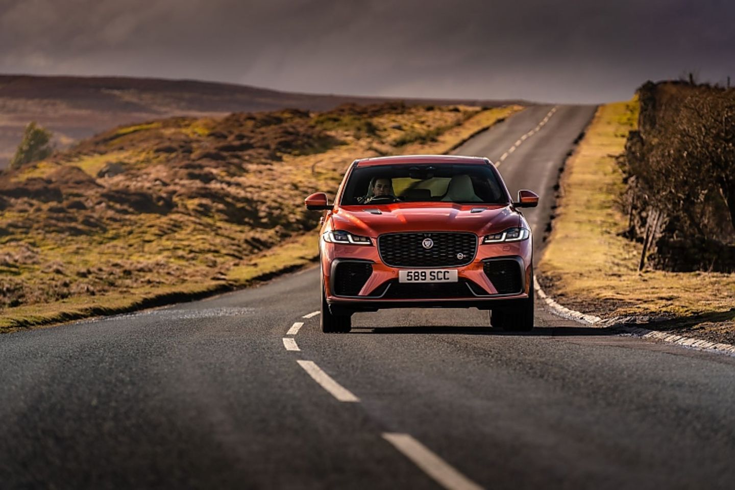 Jaguar F-Pace SVR