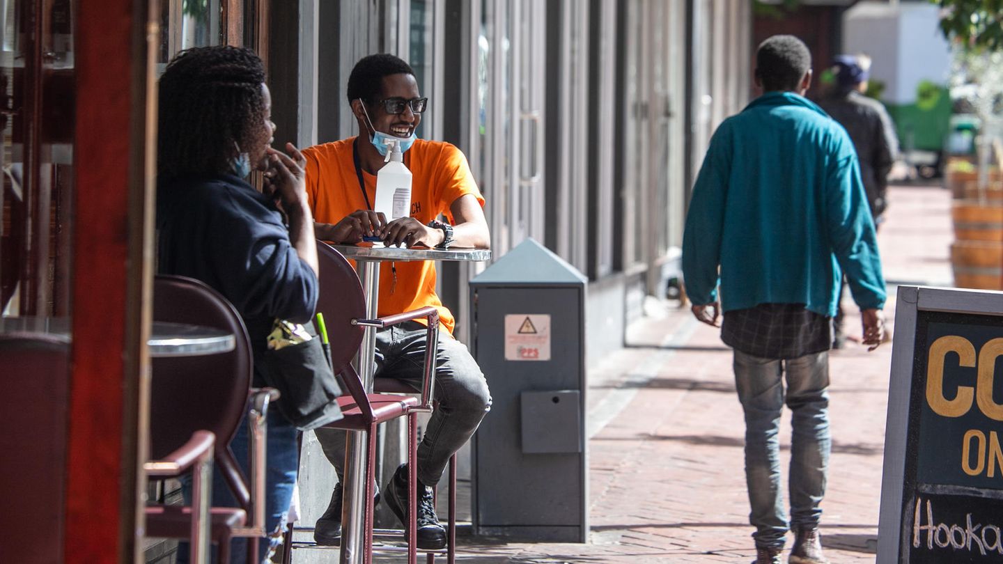 Corona: How South Africa is getting back to normal after the omicron wave