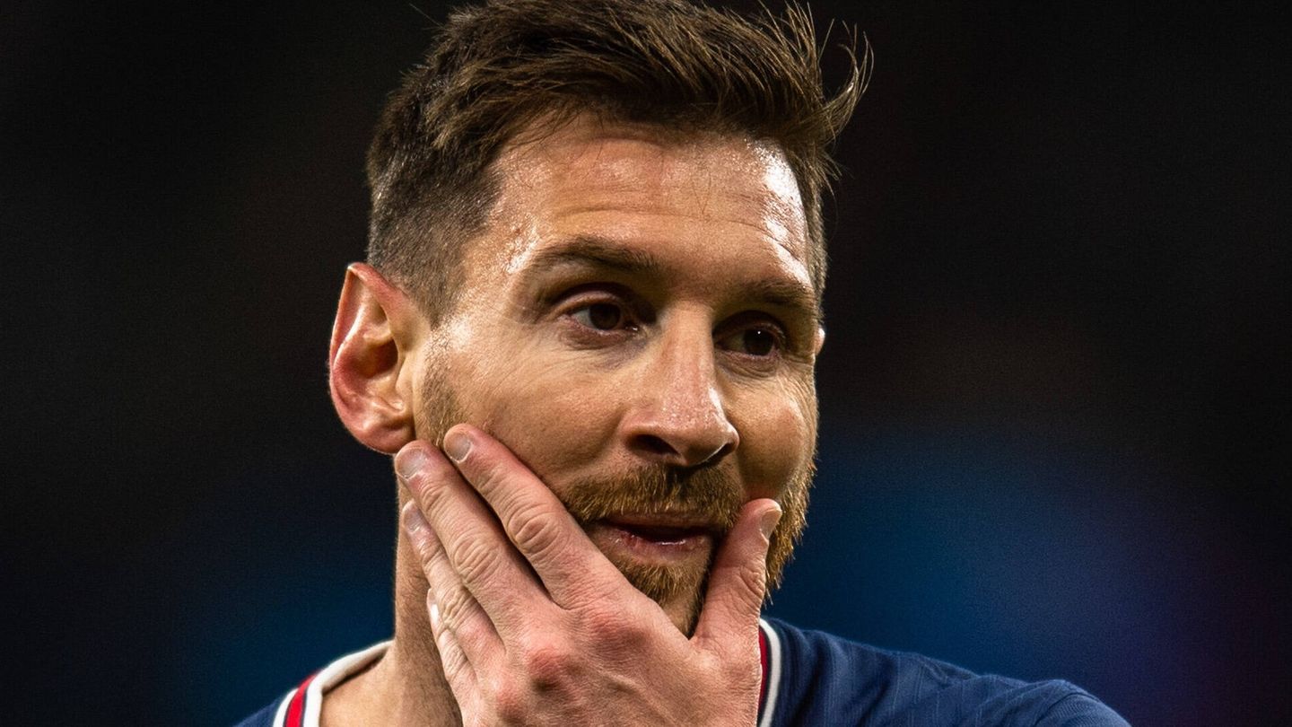 ONLY GERMANY Lionel Messi PSG Paris