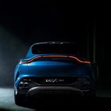 Aston Martin DBX 707