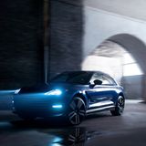 Aston Martin DBX 707