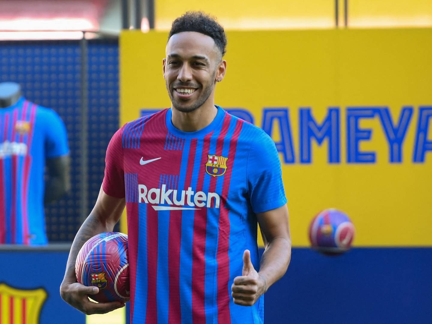 FC Barcelona: Pierre-Emerick Aubameyang spielt mit der Rückennummer 25 |  STERN.de