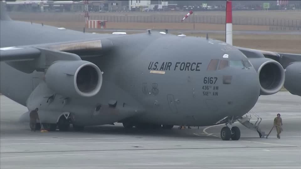 Video: US-Truppen erreichen Polen, Moskau schickt Flugzeuge nach Belarus Video: US-Truppen erreichen Polen, Moskau schickt Flugzeuge nach Belarus