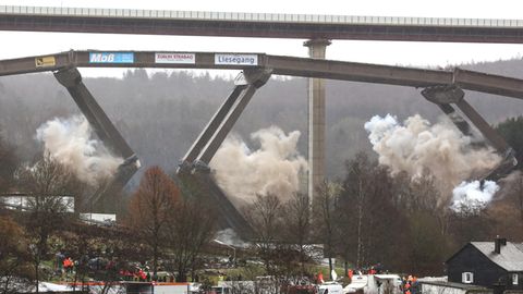 Autobahn-Explosion: Die gigantische Sprengung der A45-Talbrücke