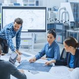 Ingenieurswesen: Mittleres Gehalt 59.300 Euro  z.B.: Projektassistent*in (40.000 Euro), Elektroingenieur*in (59.300 Euro), Vertriebsingenieur*in (70.700 Euro)