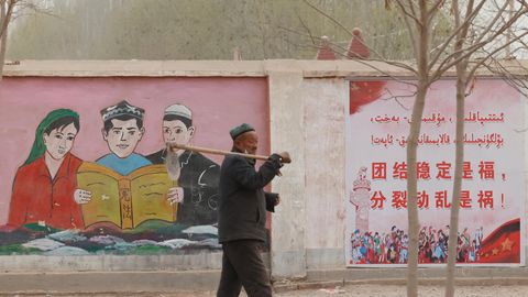 Propaganda-Graffiti ruft zu Einheit und Stabilität auf