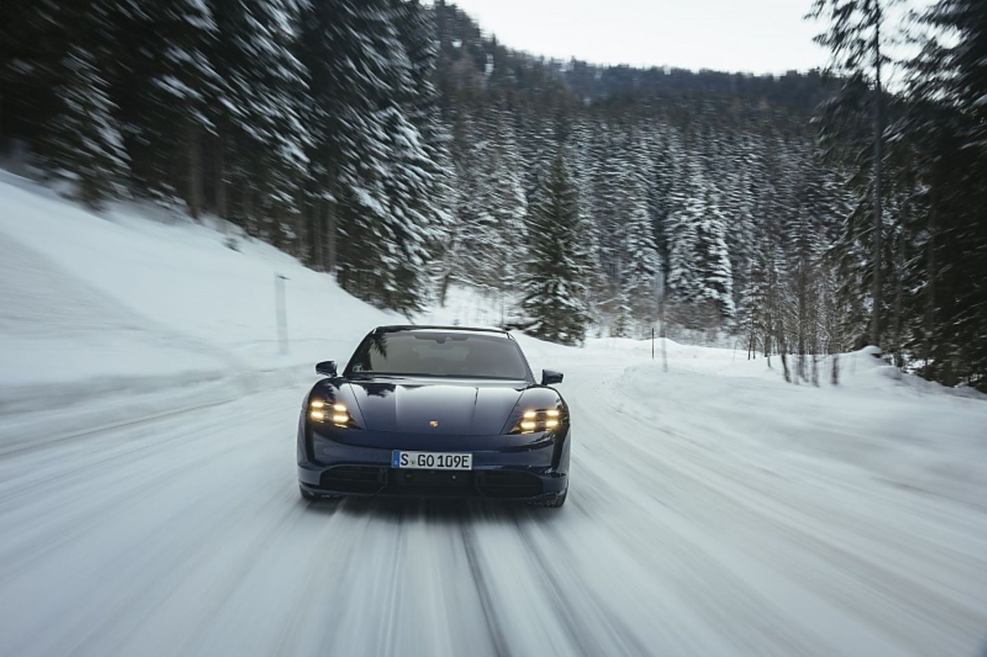 Porsche Taycan Turbo Sport Turismo