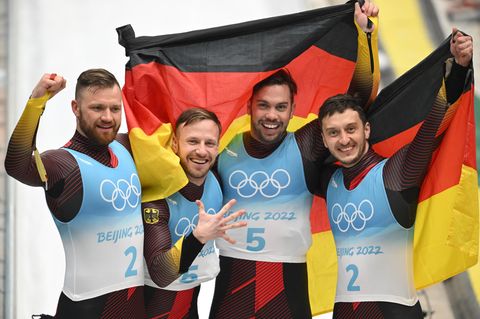 Winterspiele 2022: Rodeln: Tobias Wendl und Tobias Arlt holen Gold im Doppelsitzer – auch Silber geht an Deutschland