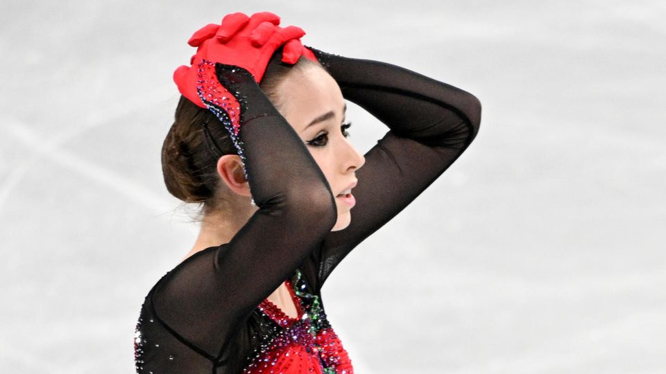 Kamila Walijewa nach ihrem Auftritt bei Olympia in Peking
