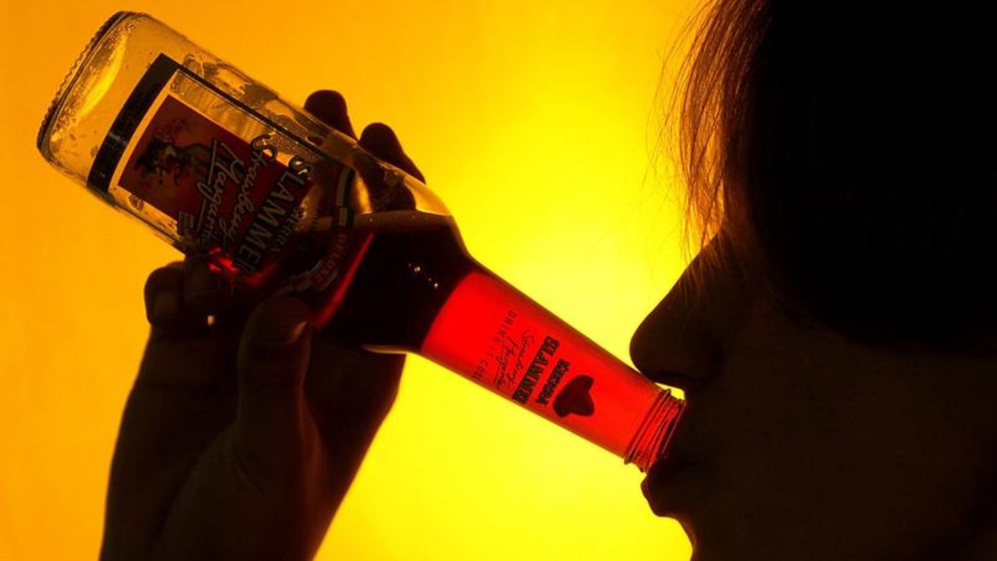 Drug commissioner wants alcohol only from the age of 18