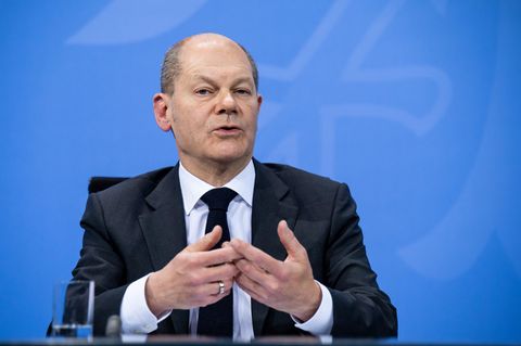 Strebt offenbar einen Corona-Lockerungsplan an: Bundeskanzler Olaf Scholz (Archivbild)