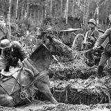 Nur die großen Städte waren durch wirkliche Straßen verbunden und auch diese hatten häufig keine feste Decke.