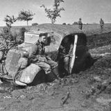 Irgendwann fassen die Reifen keinen Grund mehr und die Karosserie schwimmt im Schlamm auf.