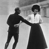 1908 gab es noch keine Winterspiele, allerdings wurden noch in diesem Jahr erstmals einige Winterdisziplinen eingeführt. Die Spiele mussten jedoch kurzfristig nach London verlegt werden, da ein Ausbruch des Vesuvs die Austragung in Rom unmöglich machte. Die Briten Phyllis Johnson und James H. Johnson gewannen damals Silber im Paarlaufen.