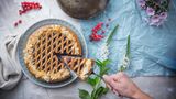 Das älteste Tortenrezept überhaupt  Die Linzer Torte ist die älteste bekannte Torte der Welt. Bereits 1696 wurde sie in einem Rezeptbuch erwähnt. Wahrscheinlich ist das Rezept sowie die Form wesentlich älter, jedenfalls sind Torten mit sehr ähnlichen Inhalten und Backform bereits aus dem Römischen Reich bekannt. 