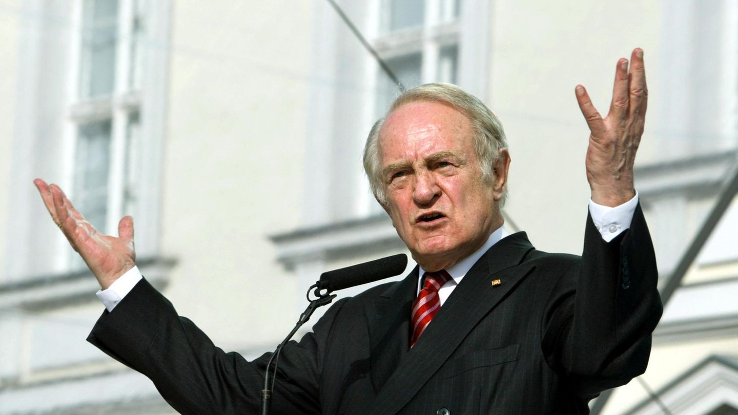 1999-2004: Johannes Rau (SPD) Johannes Rau